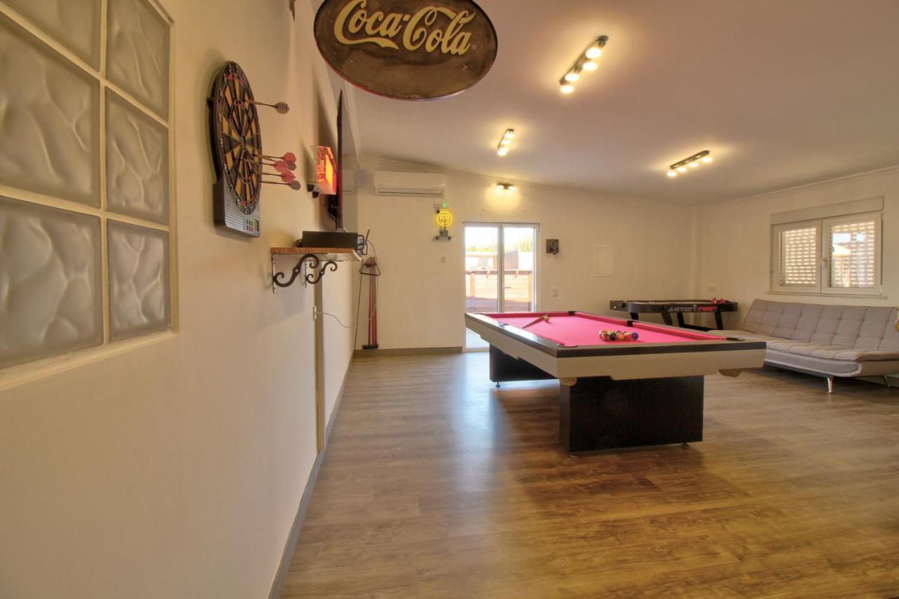 Amadeus Villa モンカラパッショ エクステリア 写真